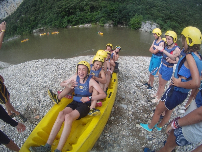 Village Camps International Summer Camp Ard&egrave;che, France 2019-07-26 https://www.villagecamps.com/journals_admin/images/917-35-08,09-07-2014  (800x600) (8).jpg